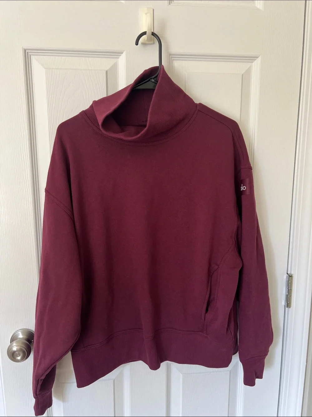Hazy Mock Neck Pullover in Deep Burgundy